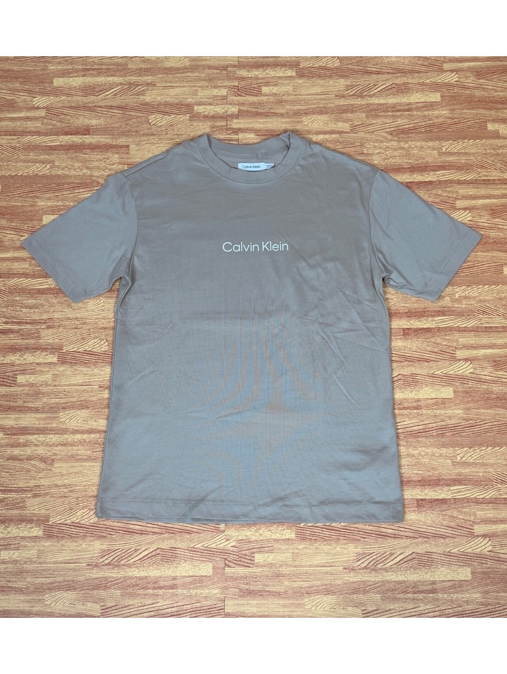 Calvin Klein Men's Tan and Cream Shirt